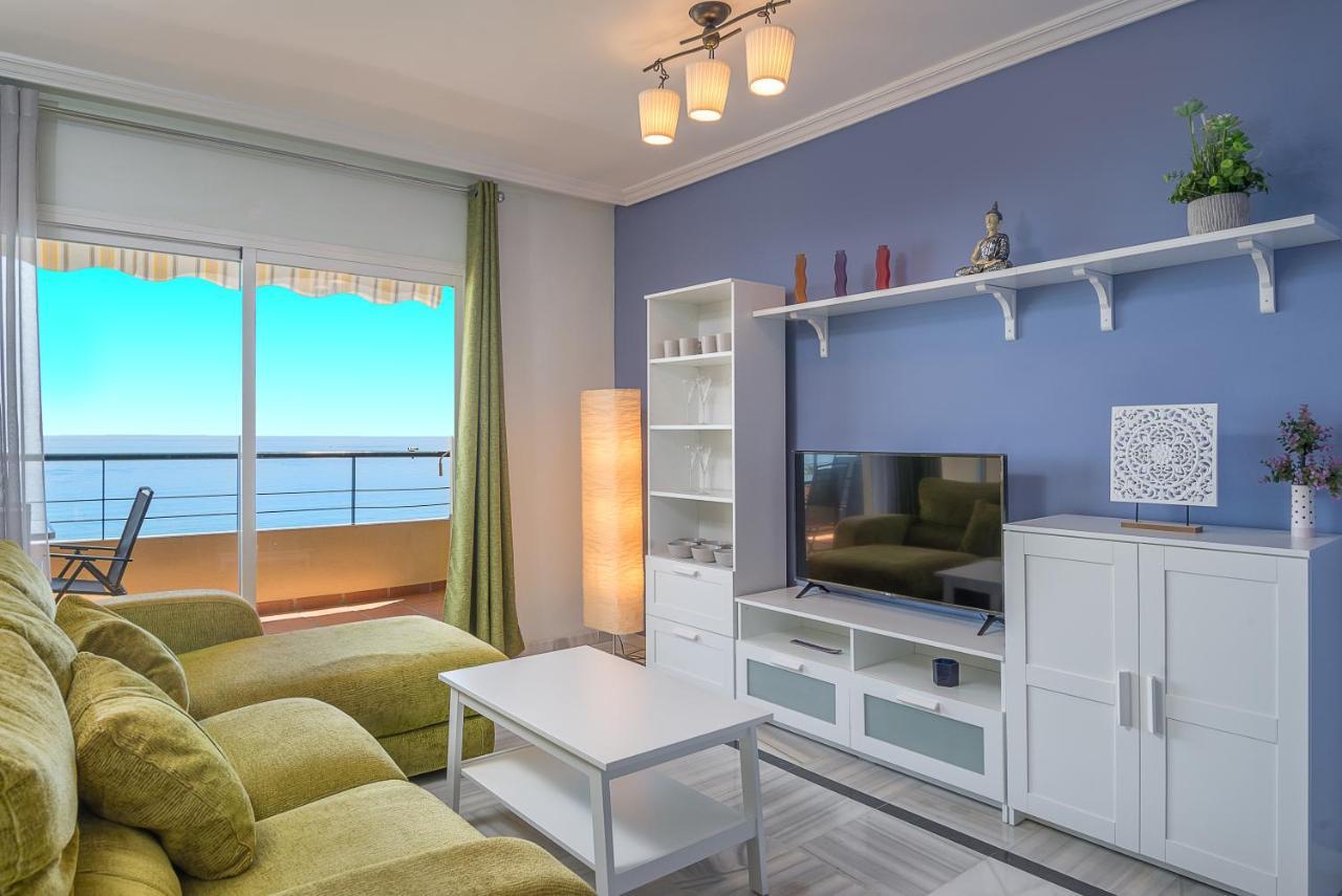 Sea Blue Apartment - Frente Al Mar เบนัลมาเดนา ภายนอก รูปภาพ