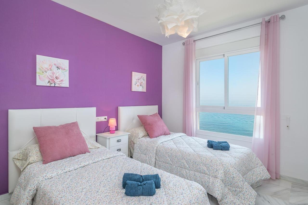 Sea Blue Apartment - Frente Al Mar เบนัลมาเดนา ภายนอก รูปภาพ