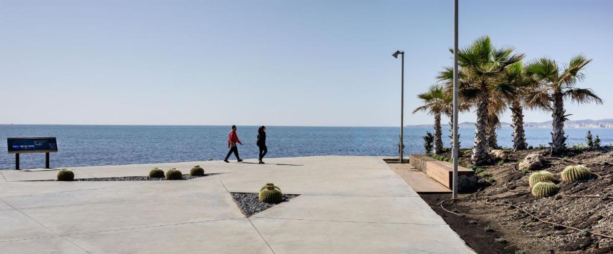 Sea Blue Apartment - Frente Al Mar เบนัลมาเดนา ภายนอก รูปภาพ