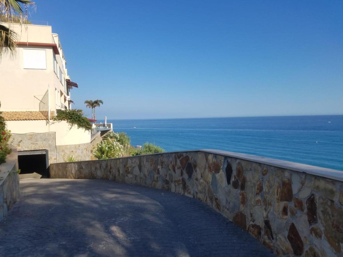 Sea Blue Apartment - Frente Al Mar เบนัลมาเดนา ภายนอก รูปภาพ